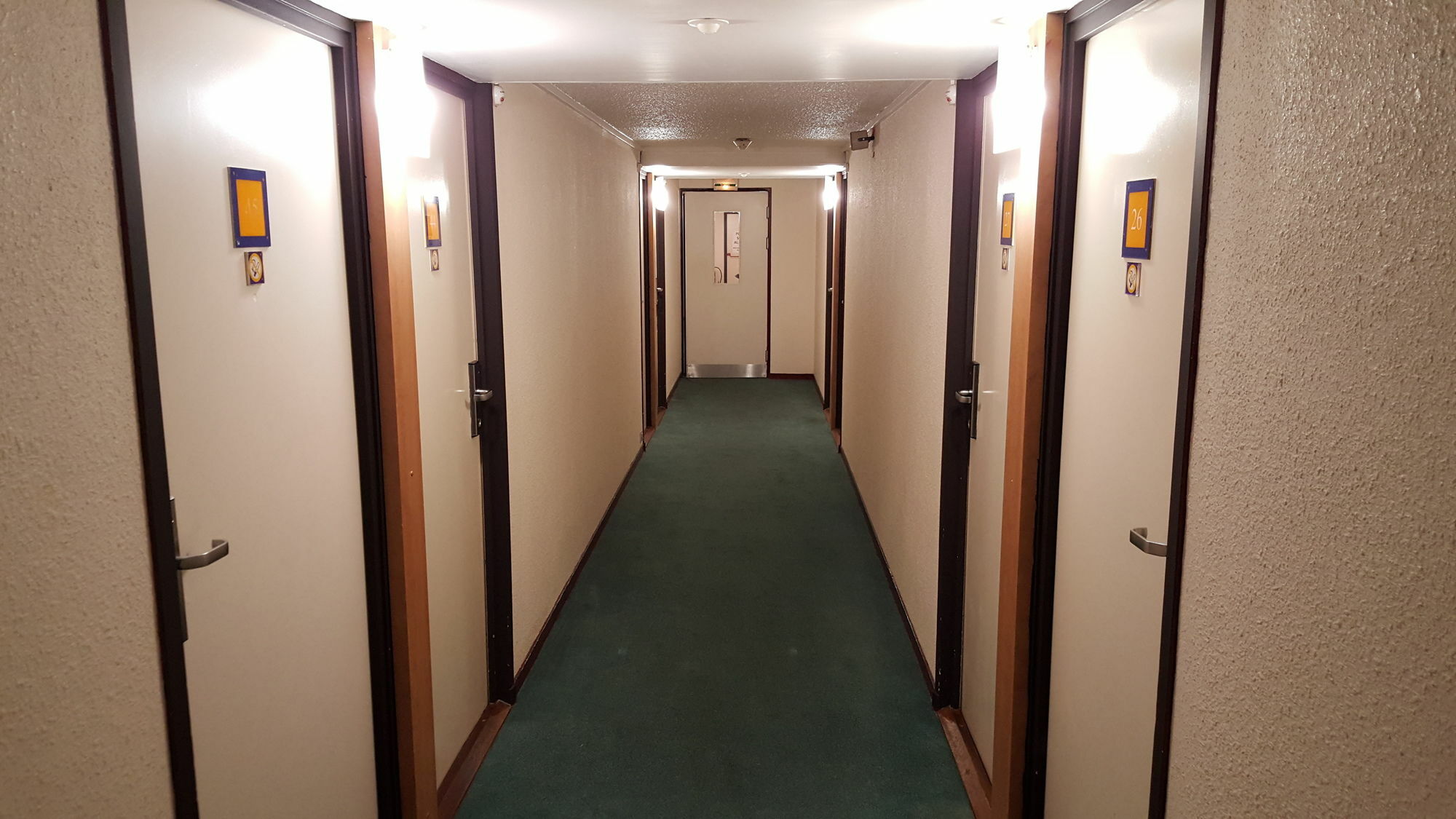 Mondhotel Chelles Extérieur photo