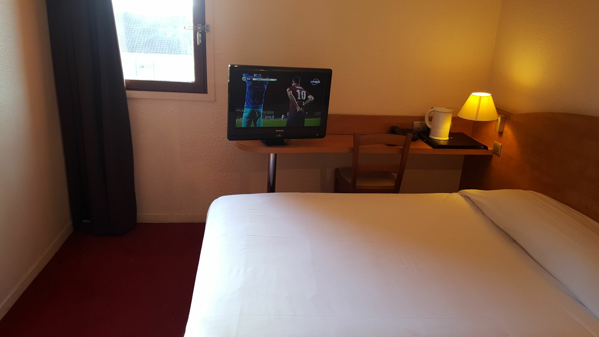 Mondhotel Chelles Extérieur photo